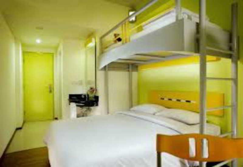 Ibis Budget Jakarta Cikini Extérieur photo